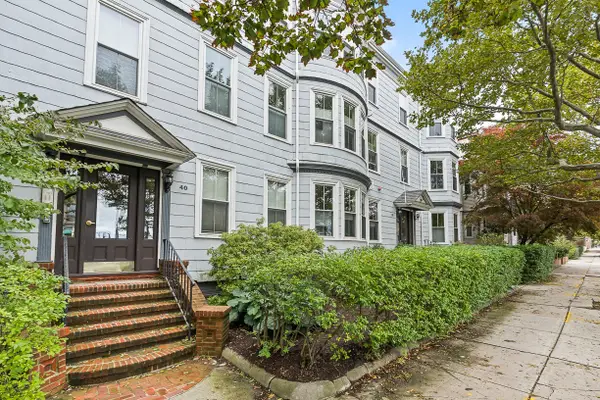 40 - 42 Highland Ave #UNIT 8, Somerville, MA 02143