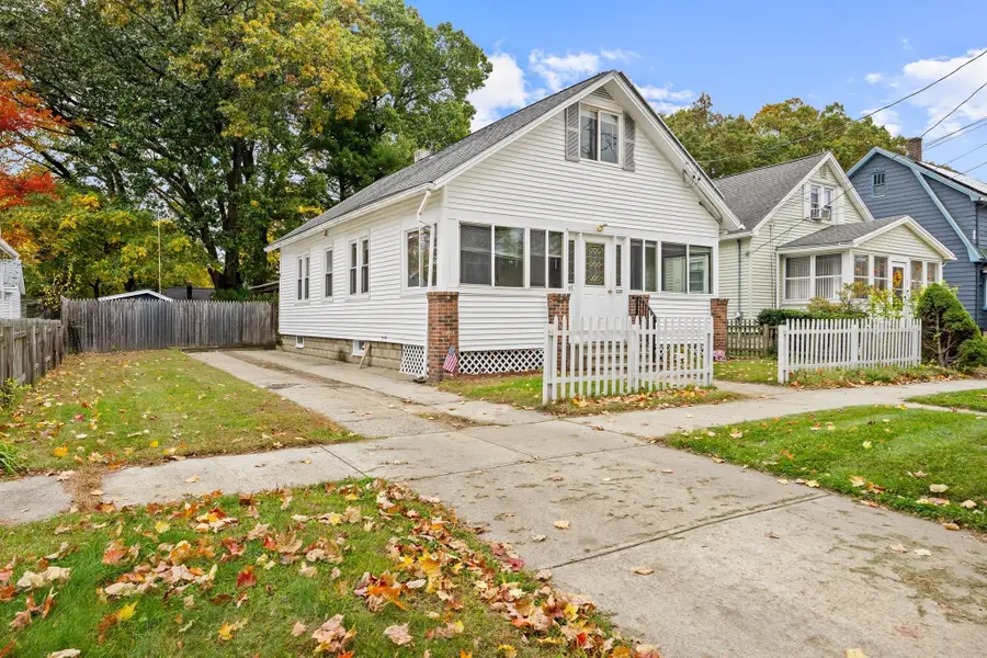 95 Alvin St, Springfield, MA 01104 - #3