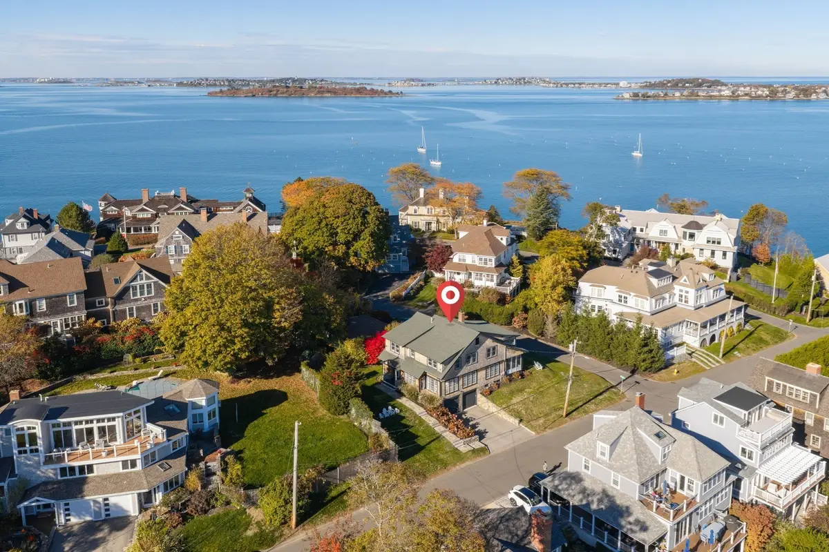 2 Standish St, Hingham, MA 02043 - #1