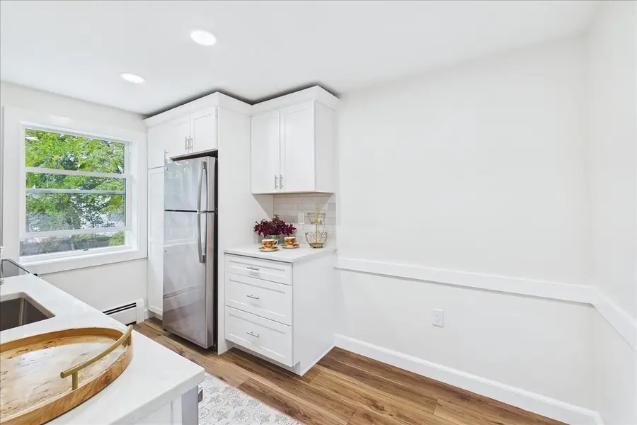 31 Montvale Avenue #11, Woburn, MA 01801 - #3