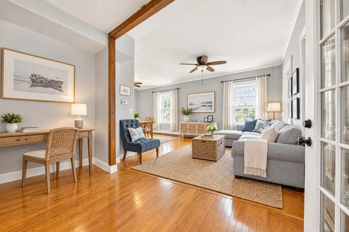 3 Round Hill St #1, Boston, MA 02130 - #1