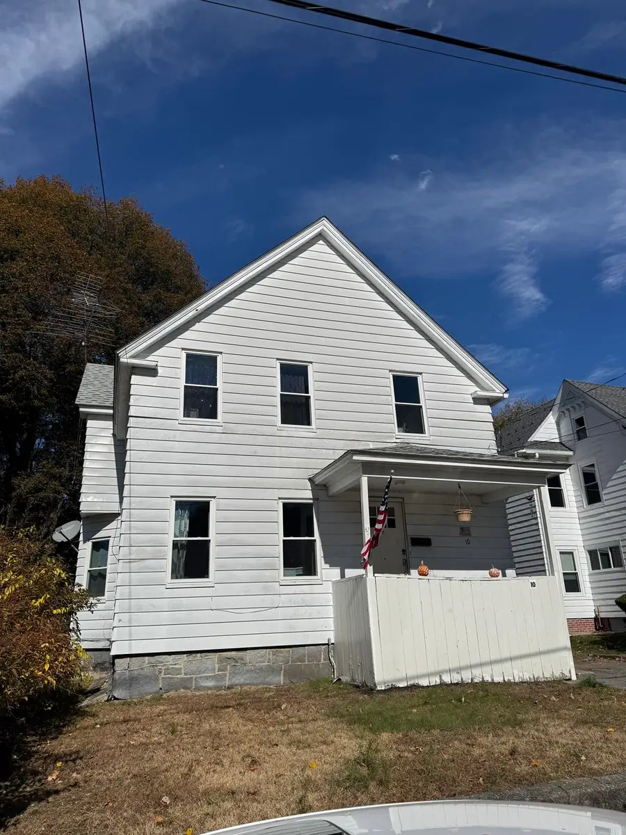 10 Crown St., Leominster, MA 01453 - #2