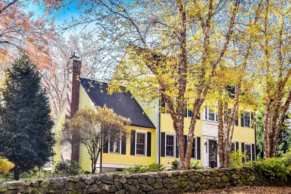720 Salem End Road, Framingham, MA 01702