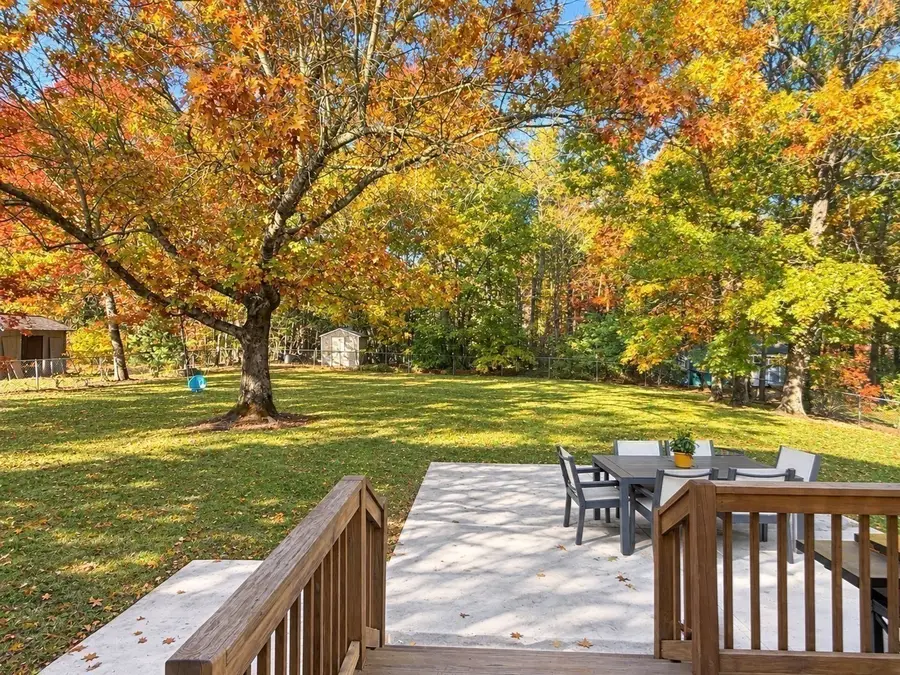559 Chestnut St, Franklin, MA 02038 - #2