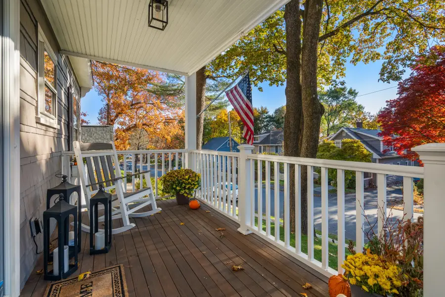 17 Hill Top Road, Wellesley, MA 02482 - #2