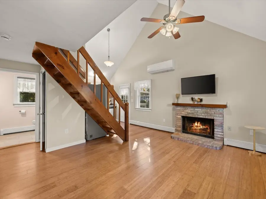 40 Braley Ln #B, Plymouth, MA 02360 - #3