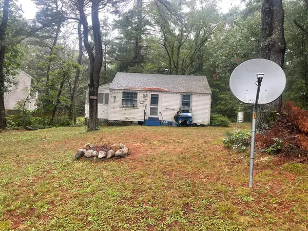 273 Main Street, Mashpee, MA 02649
