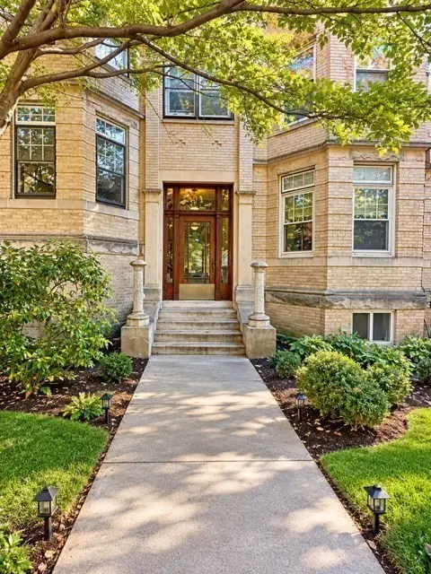 183 Babcock #3, Brookline, MA 02446 - #2