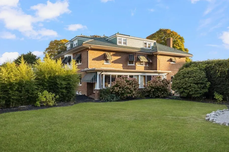 103 Glen Rd, Woonsocket, RI 02895 - #2