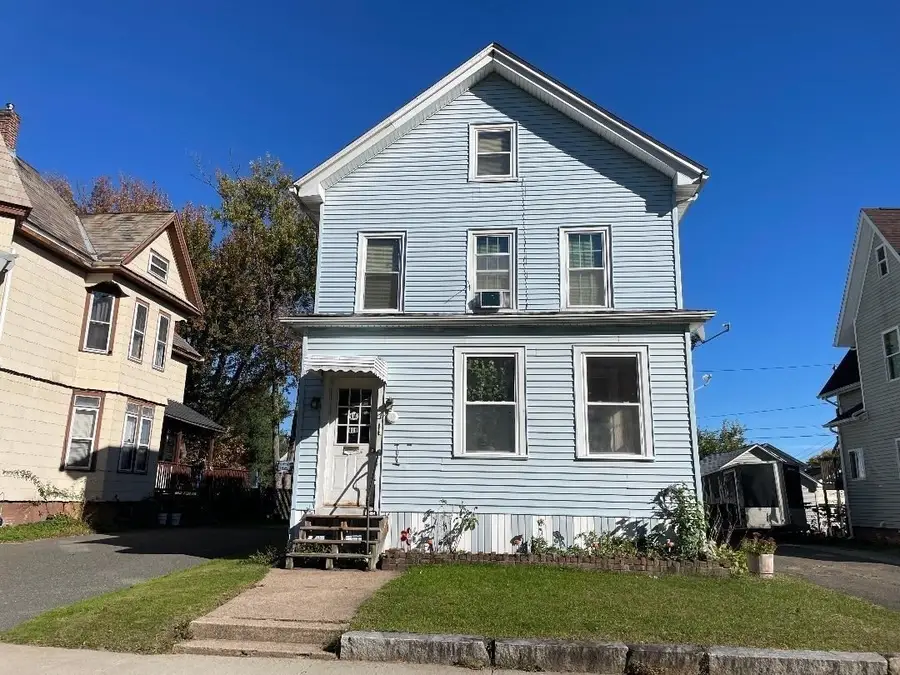 412-414 Pleasant, Holyoke, MA 01040 - #2