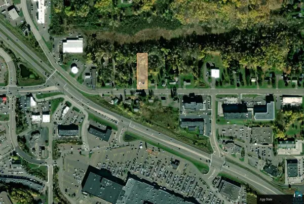 1633 Maple Grove Rd, Duluth, MN 55811