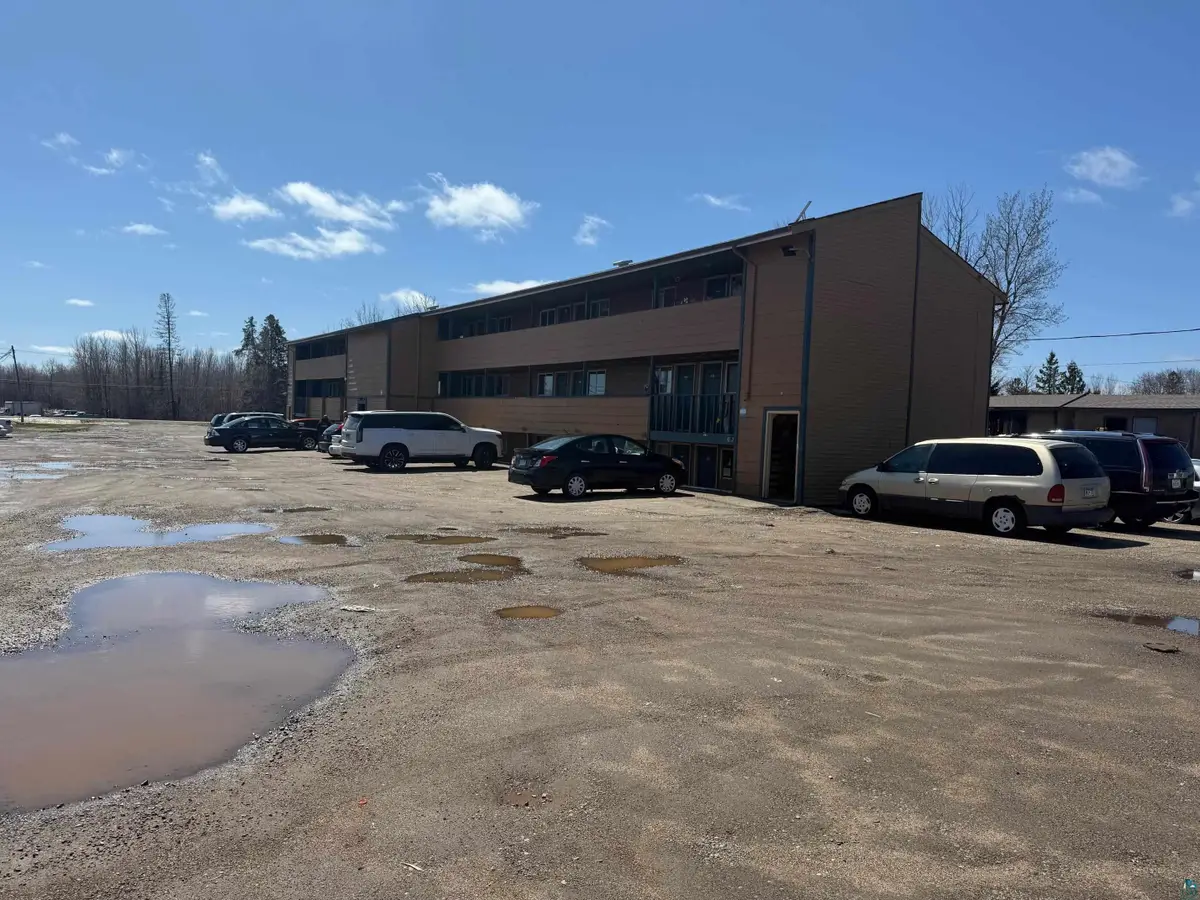 801 E 41st St, Hibbing, MN 55746 - Image #1