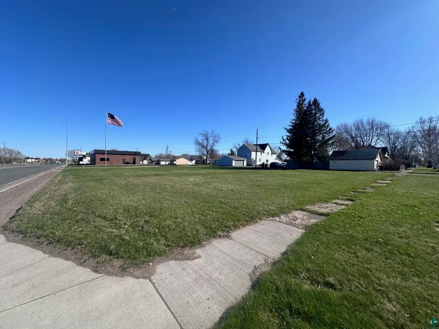 2802 E 2nd St, Superior, WI 54880 - Image #2