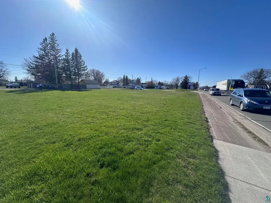 2802 E 2nd St, Superior, WI 54880 - Image #3