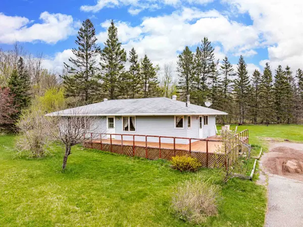 6242 Highway 1, Silver Bay, MN 55614