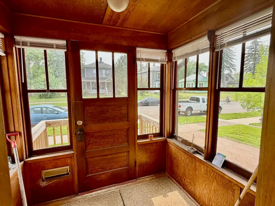 620 Vaughn Ave, Ashland, WI 54806 - Image #3