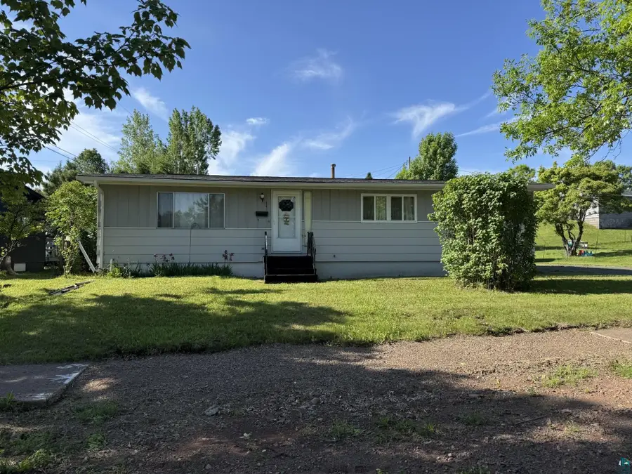 17 Law Dr, Silver Bay, MN 55614 - #3
