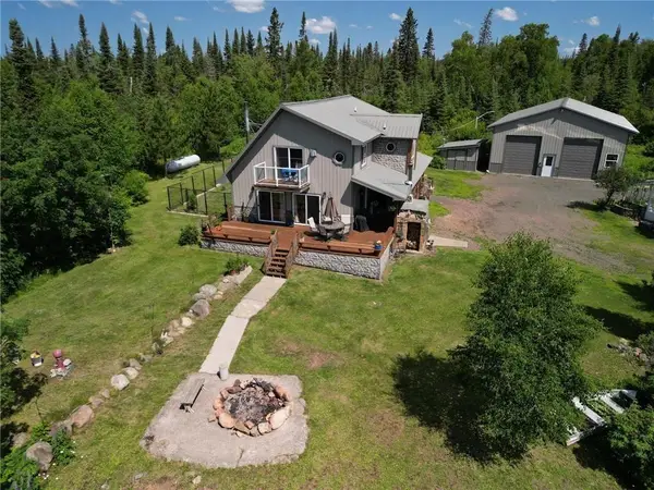 1339 Tom Lake Rd, Hovland, MN 55606-2200