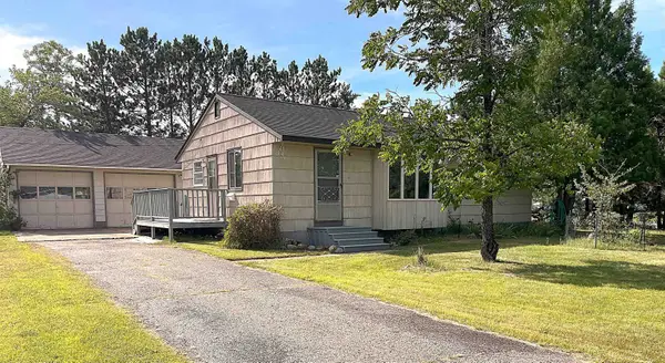 10 Elm Blvd, Babbitt, MN 55706-0000