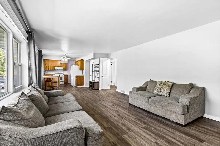 56 Helberg Rd, Esko, MN 55733 - Image #3