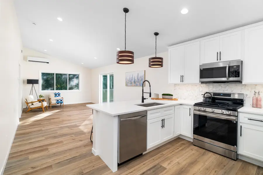 2440 Hutchinson Rd, Duluth, MN 55811 - Image #2