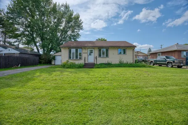 222 Arlington Rd, Hoyt Lakes, MN 55750-0000