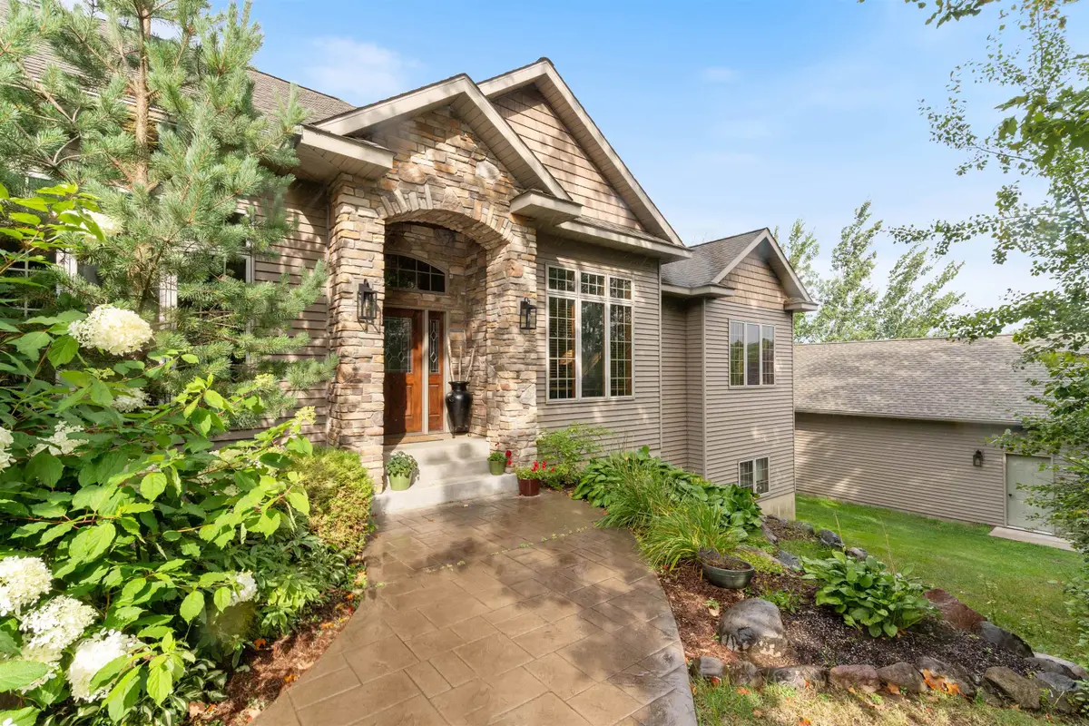 1950 Middle Ln, Duluth, MN 55811 - #1