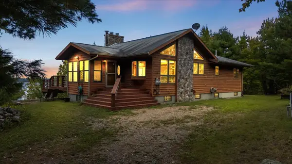 2375 Viste Point Rd, Ely, MN 55731