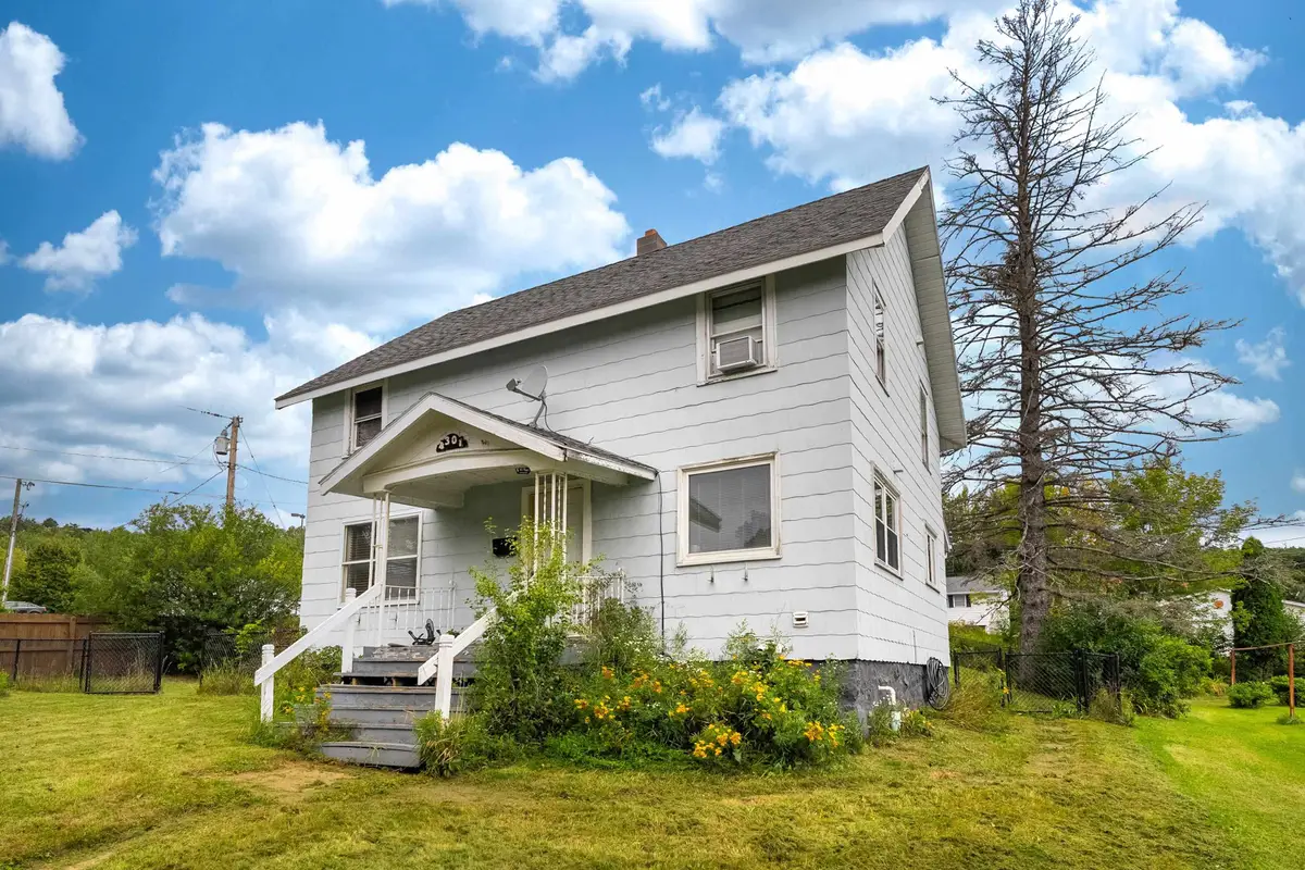 4301 Oneida St, Duluth, MN 55804 - Image #1
