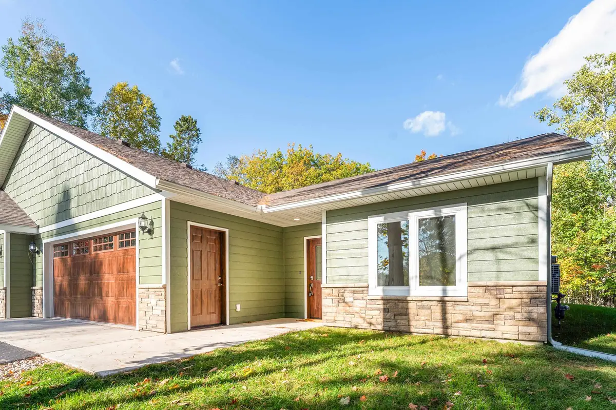 1802 Rice Lake Rd, Duluth, MN 55811 - Image #1