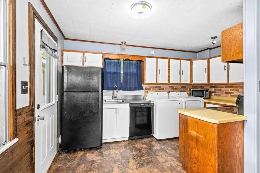 66 Banks Blvd, Silver Bay, MN 55614 - Image #3