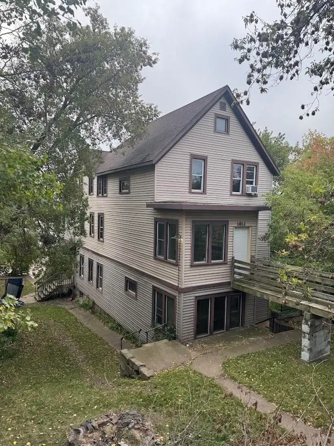 1812 W 2nd St, Duluth, MN 55806 - Image #1