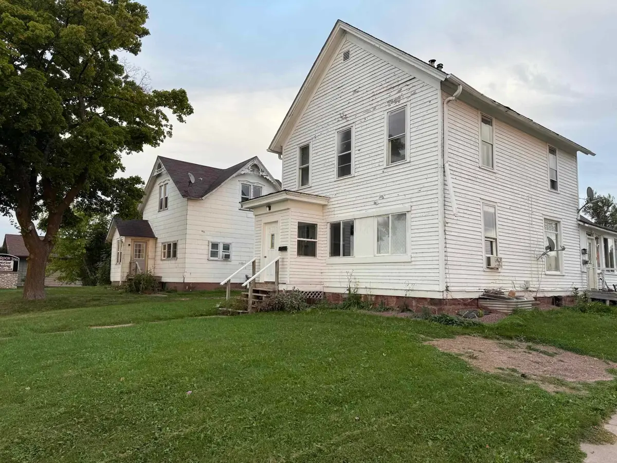 1218 & 1222 Lake Shore Dr W, Ashland, WI 54806 - Image #1