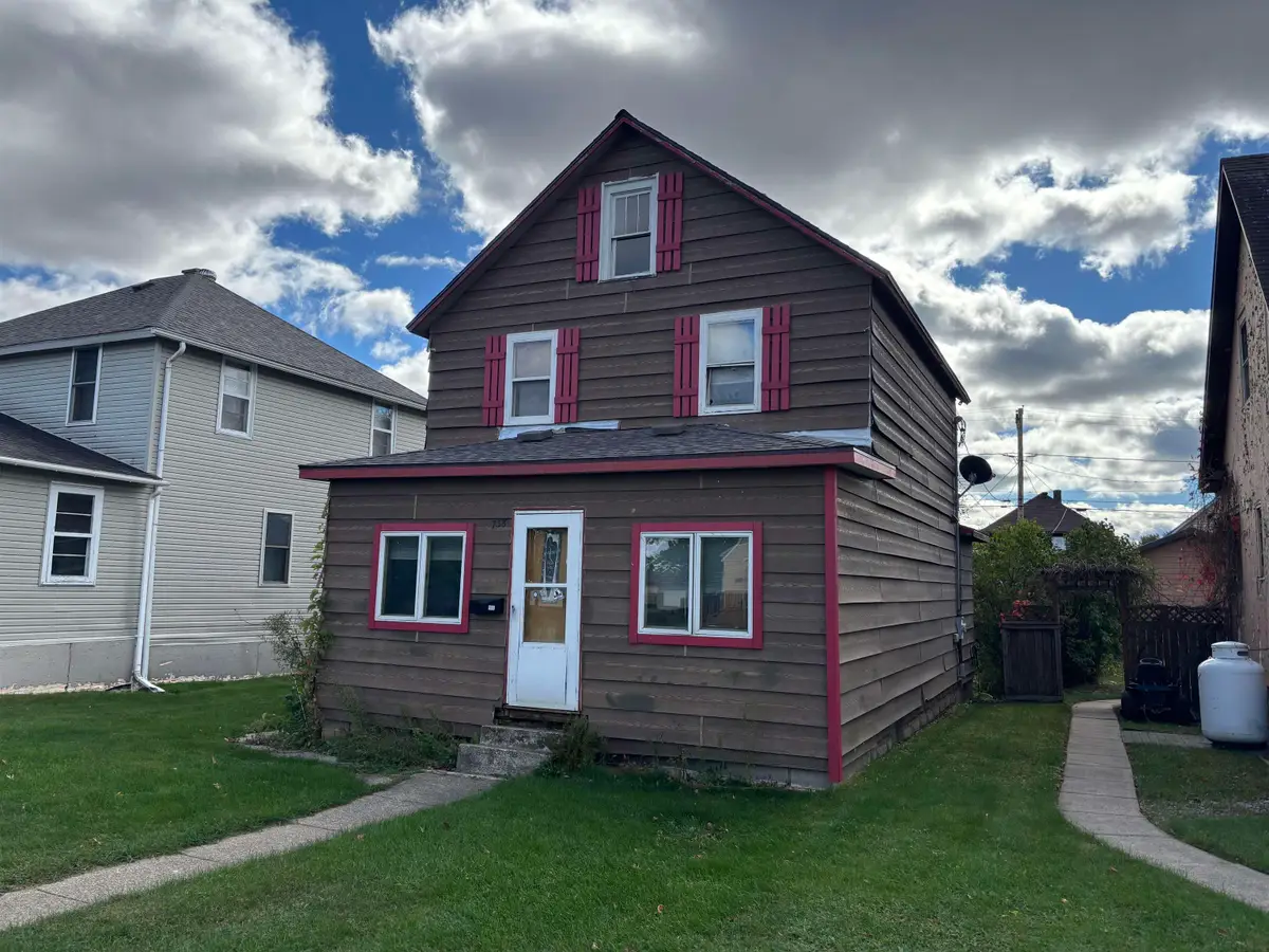 738 E Camp St, Ely, MN 55731 - Image #1