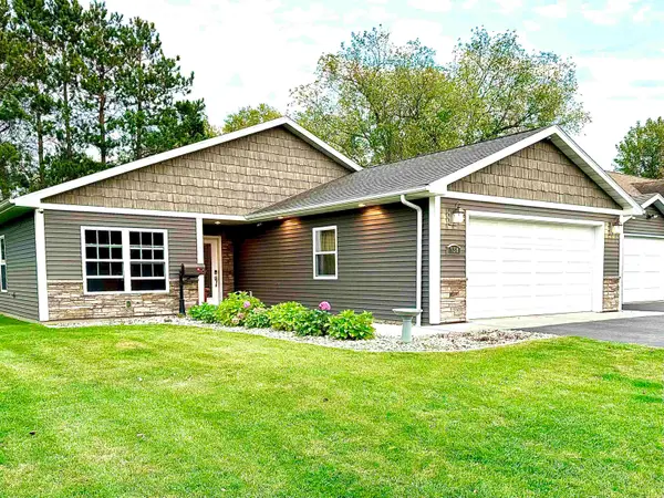 738 Hawthorne St, Cloquet, MN 55720