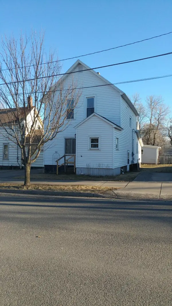 5806 Wadena St, Duluth, MN 55807