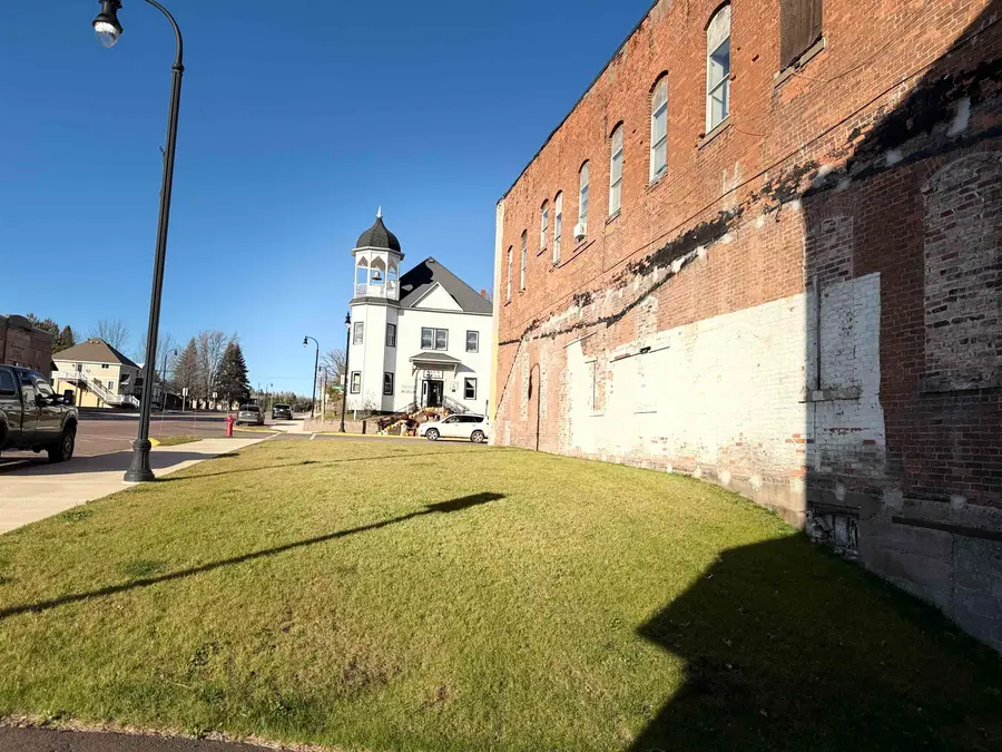100 Main St S, Mellen, WI 54546 - Image #3