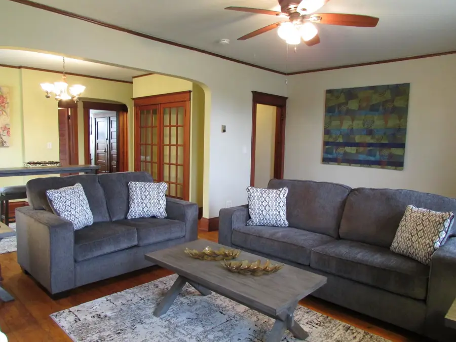 1611 1/2 Hammond Ave, Superior, WI 54880 - Image #2