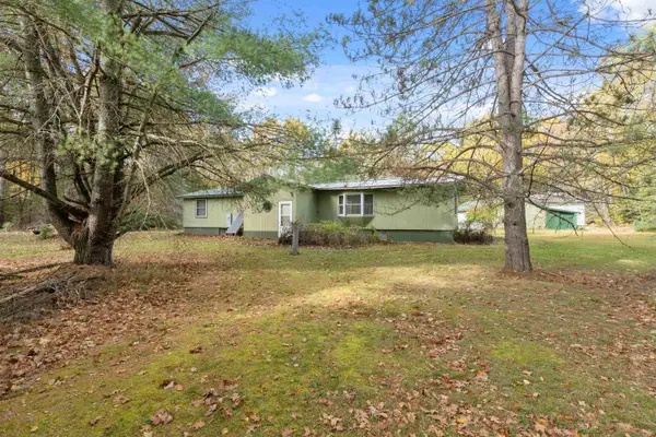 7139 S Jacksino Rd, South Range, WI 54874