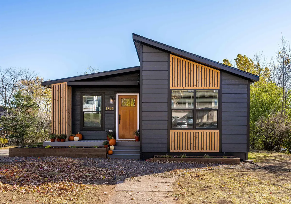 1914 E 1st St, Duluth, MN 55812 - Image #1
