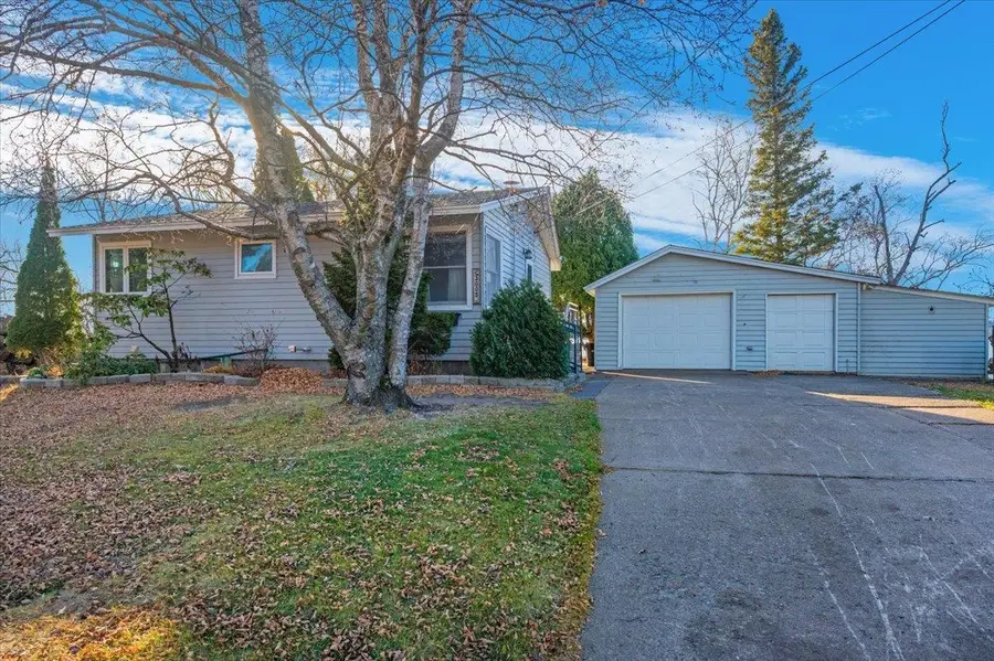 Address Withheld By Seller, Duluth, MN 55802 - Image #2