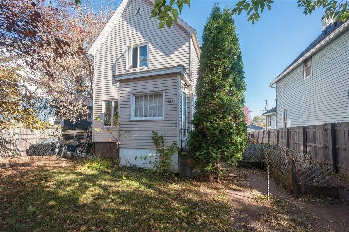614 N 59th Ave W, Duluth, MN 55807 - Image #1