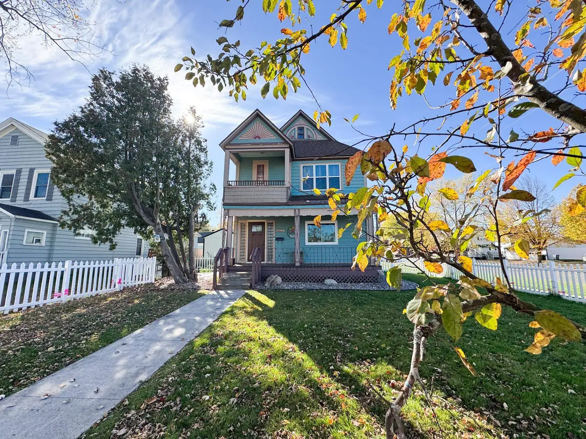 2102 E 6th St, Superior, MN 54880 - Image #1