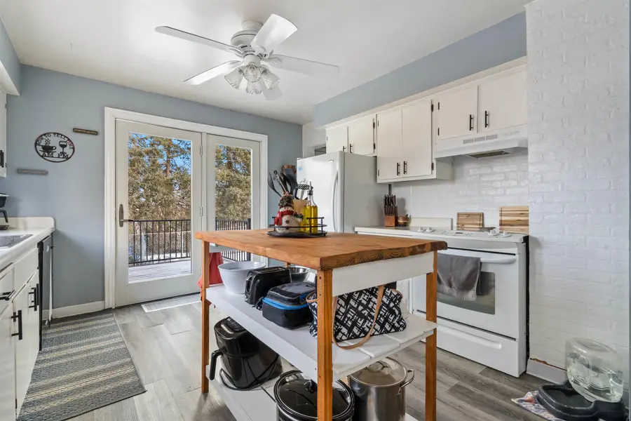 2009 Carlton Ave, Cloquet, MN 55720 - Image #2