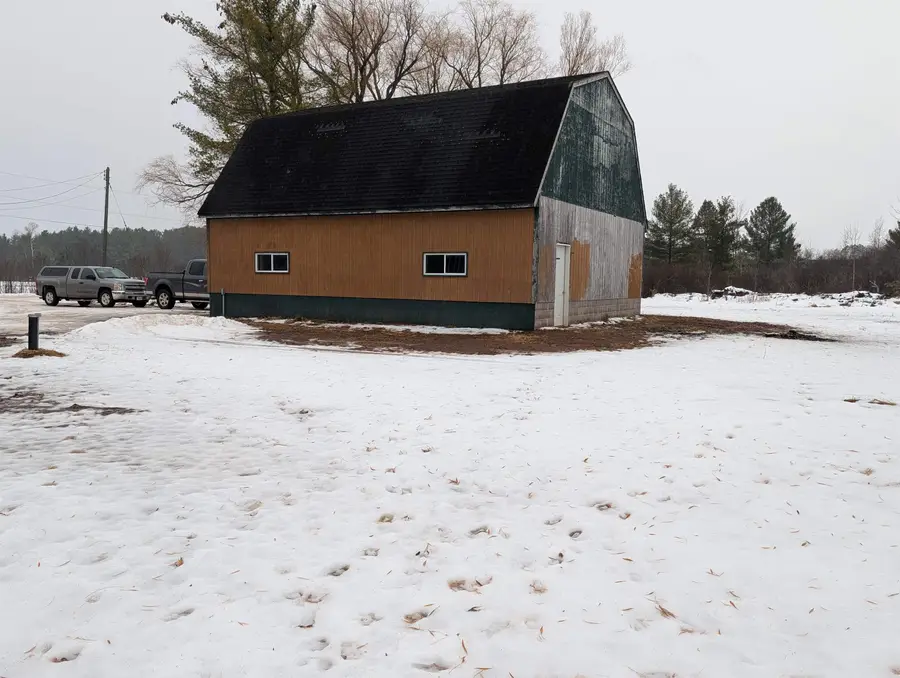 2119 E 5th Ave, Ashland, WI 54806 - Image #2