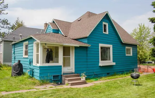 528 5th Ave, Two Harbors, MN 55616