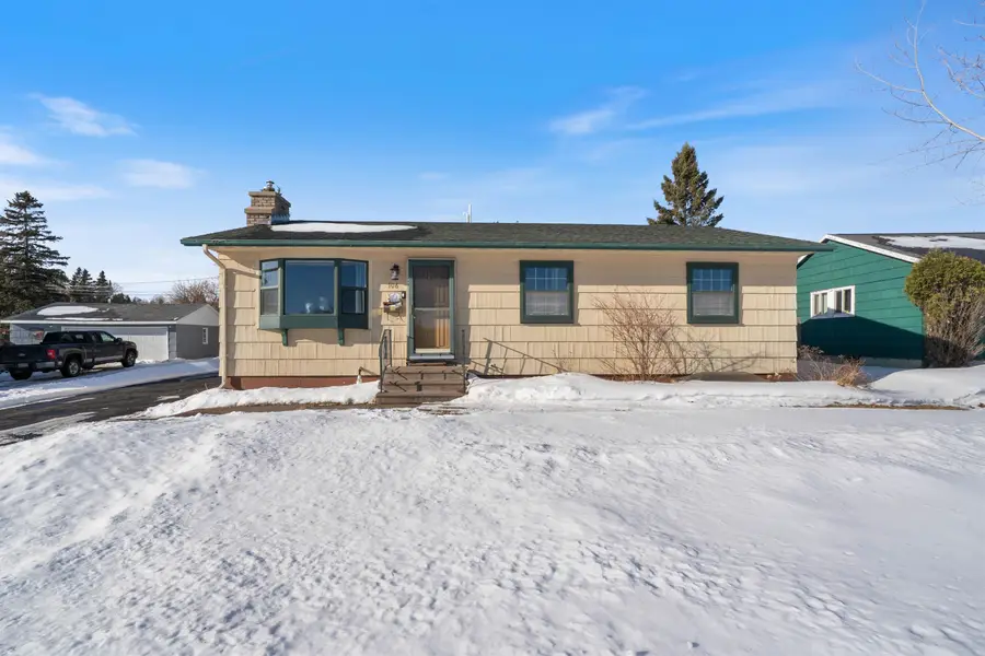 106 Edison Blvd, Silver Bay, MN 55614 - Image #2