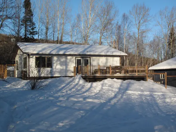 1627 W 5th St, Grand Marais, MN 55604