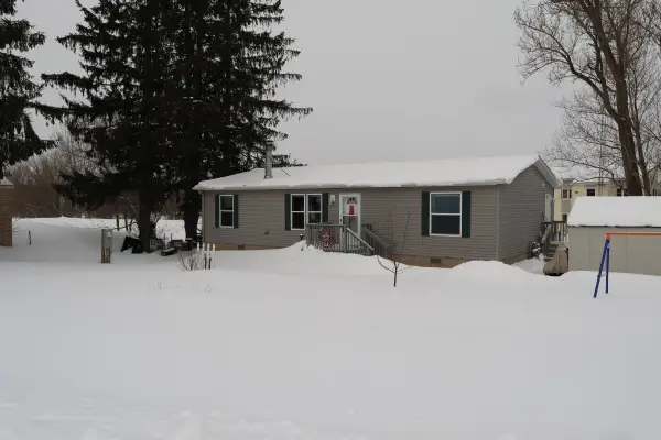 9506W Mill St, Saxon, WI 54559