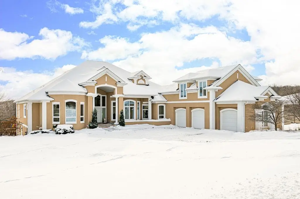 560 Marshall St, Duluth, MN 55803 - Image #1